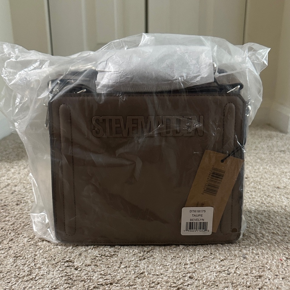 Steve Madden Taupe TikTok Bag